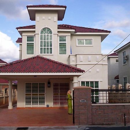 Casa D'Astana Homestay Sungai Petani For Muslim Only Dış mekan fotoğraf